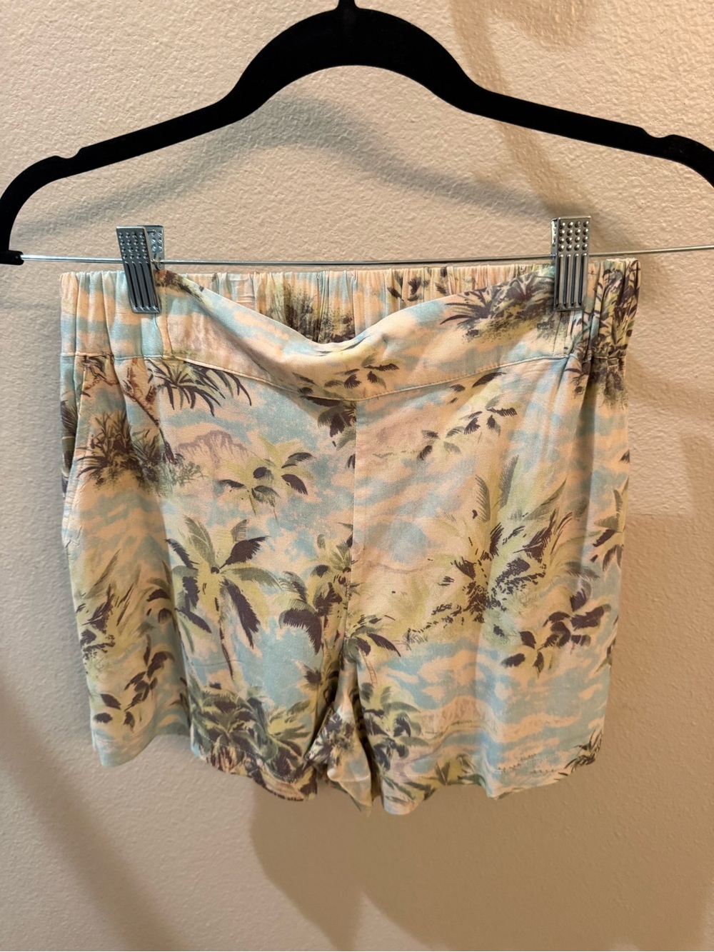 Faherty Tropical Palm Pull-On Shorts - Light Teal & Beige